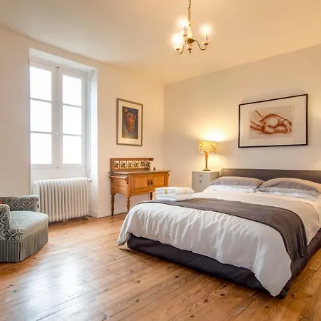 Sleeps 12 With Pool And Wifi Villa *